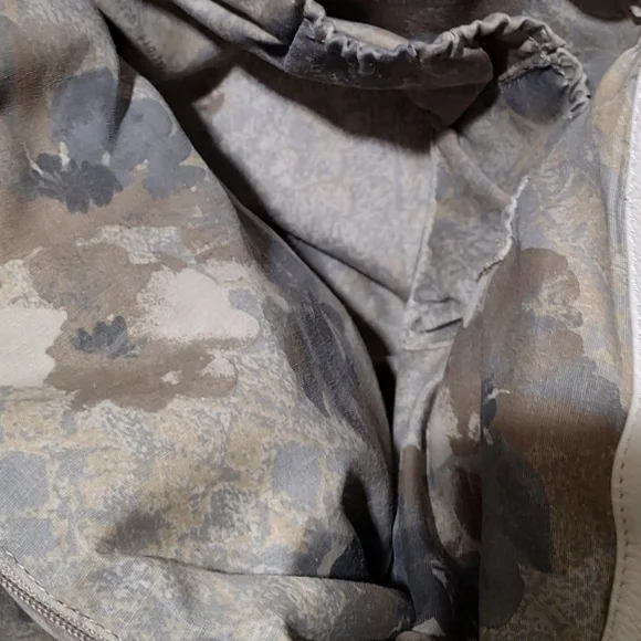 Elliott Lucca Leather Peacock tote - Picture 10 of 13